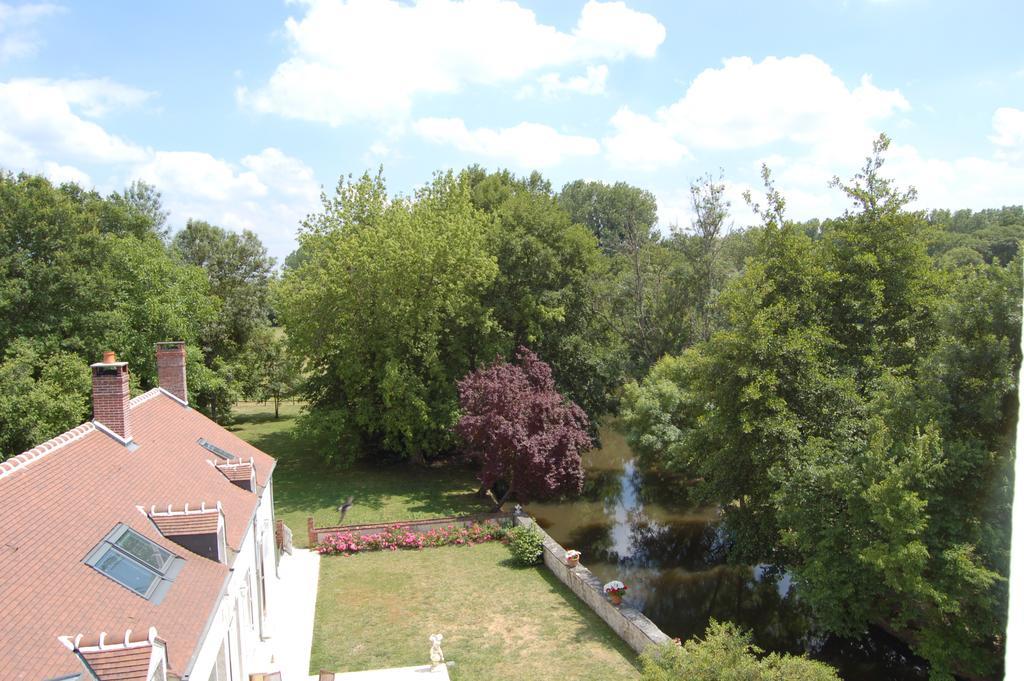 Bed and Breakfast Le Moulin Neuf Vignoux-sur-Barangeon Habitación foto
