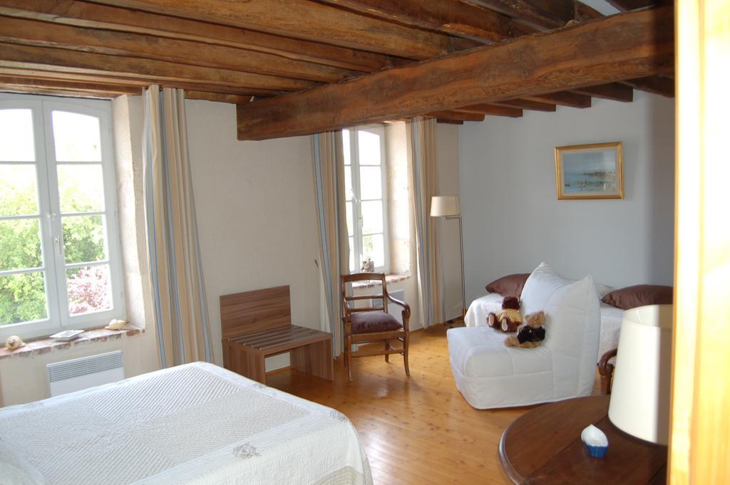 Bed and Breakfast Le Moulin Neuf Vignoux-sur-Barangeon Habitación foto