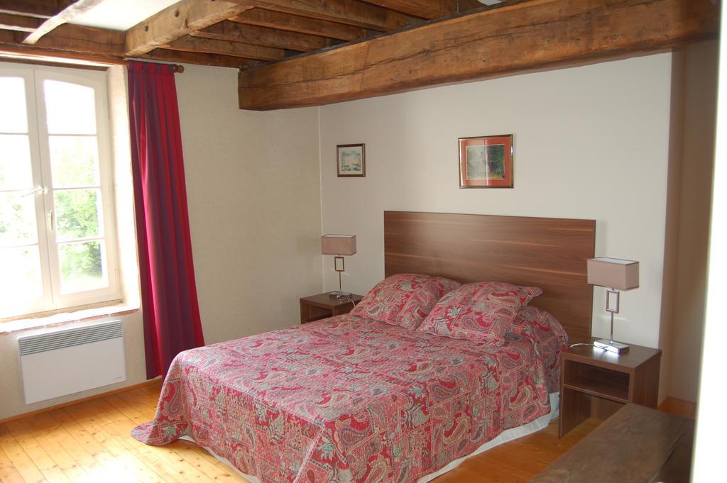 Bed and Breakfast Le Moulin Neuf Vignoux-sur-Barangeon Habitación foto