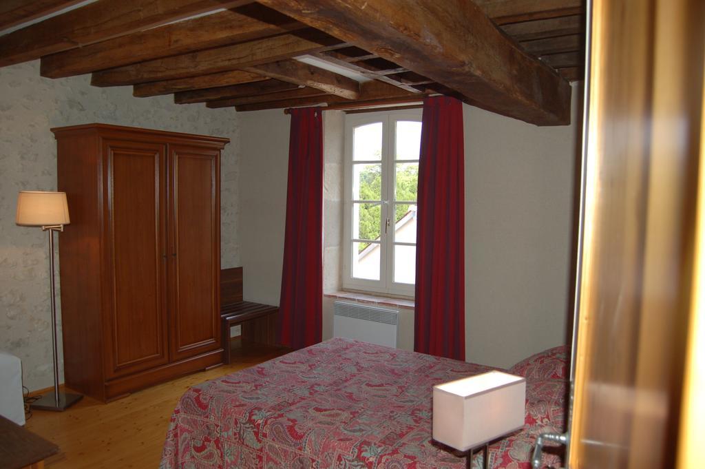 Bed and Breakfast Le Moulin Neuf Vignoux-sur-Barangeon Habitación foto
