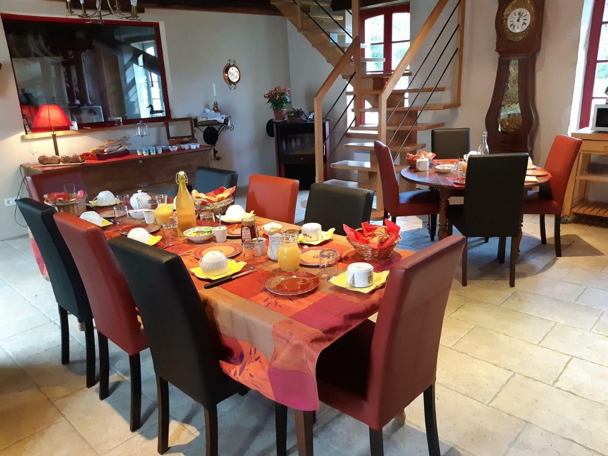 Bed and Breakfast Le Moulin Neuf Vignoux-sur-Barangeon Exterior foto